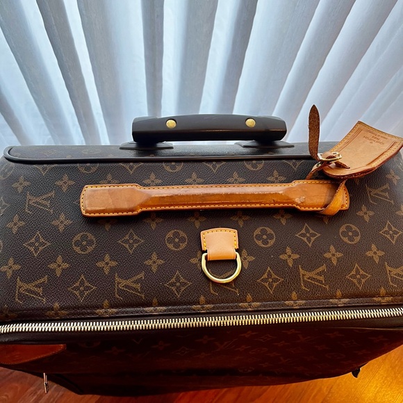 LOUIS VUITTON Pegas 70 Suitcase - Picture 15 of 16